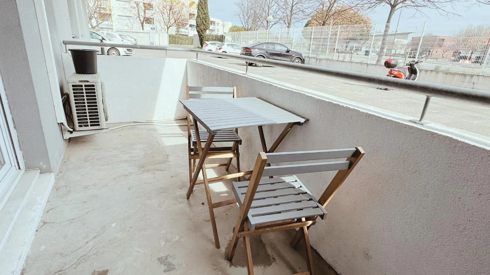 Appartement Residence Prive Avec Parking Wifi Clim Piscine Avignon